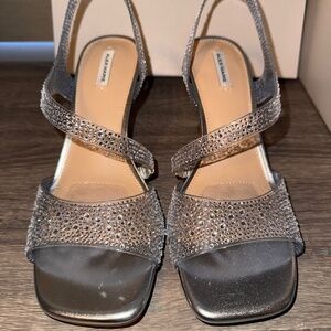BRAND NEW SILVER RHINESTONE ALEX MARIE SUTTON DRESS SANDALS 9.5M